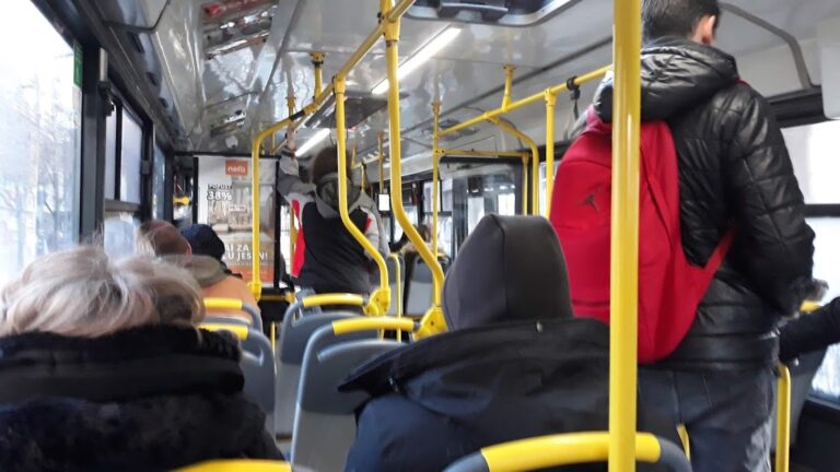 autobus-gradski-prevoz-bus-plus-karta-putnici