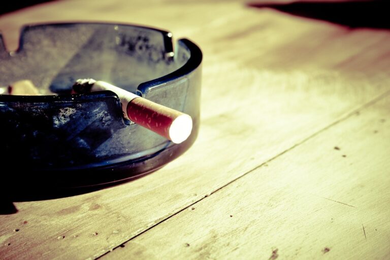 cigareta-pušenje-piksla