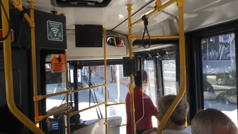 autobus-33-bez-klime-prevoz