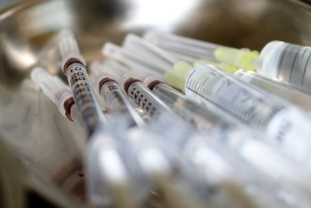 vakcina-špric-test-virus
