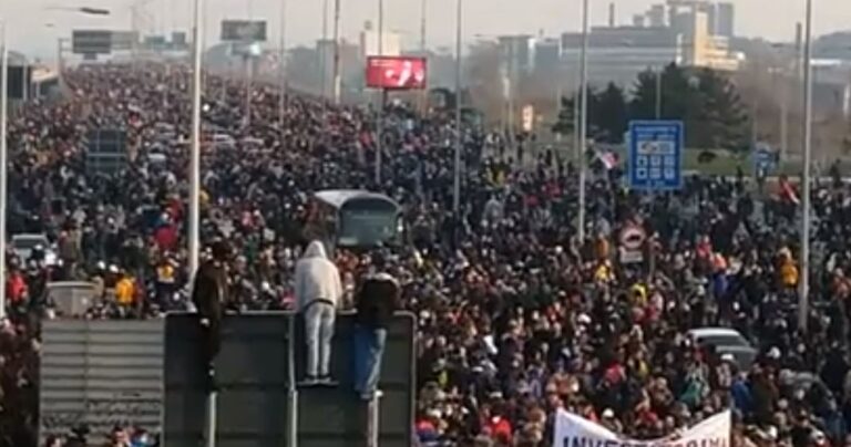protesti-u-beogradu-autoput