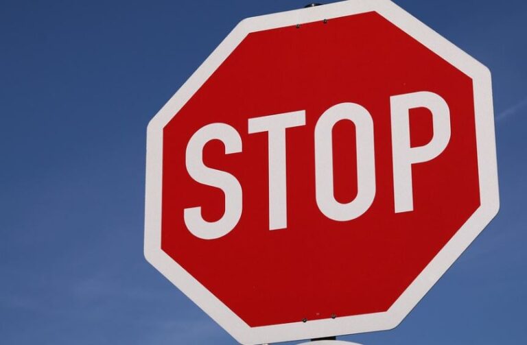 znak-stop-radovi-saobraćaj-gužva